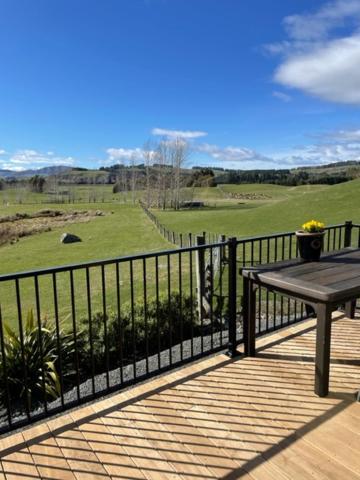 Boutique Tiny House - Te Anau Country Accommodation Exterior foto